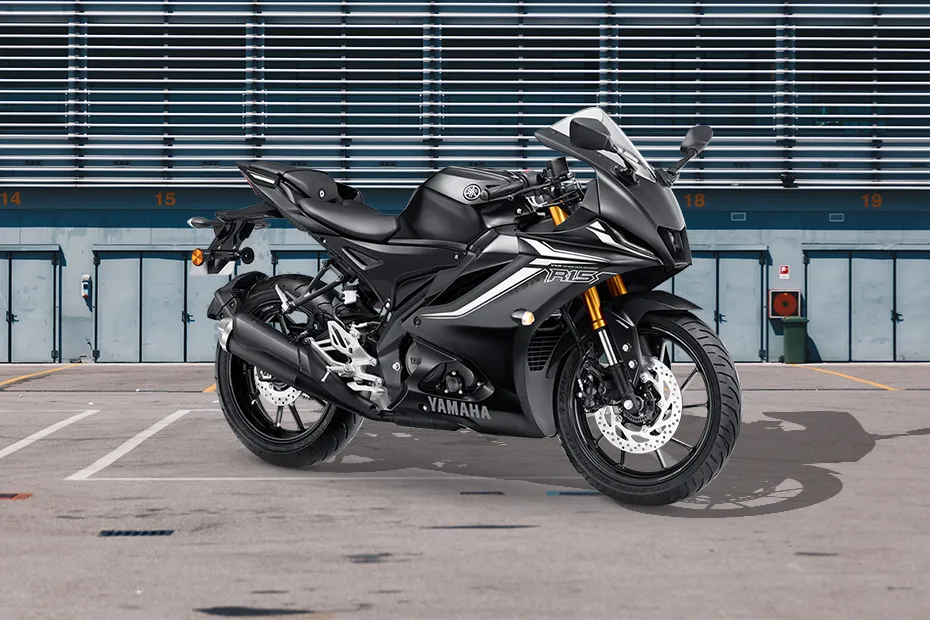 Yamaha R15 V4 motorbike - TORK TATA MOTORS.COM